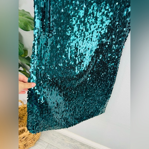 De La Hooke Oversize Bow Emerald Green Sequins Mini Shift Dress Bow Dress - Picture 4 of 9